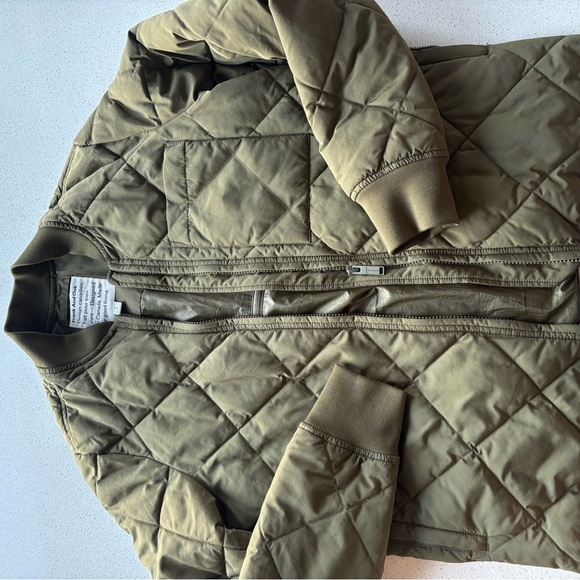 Frank And Oak Quilted Jacket in Olive - size Small - Picture 2 of 8